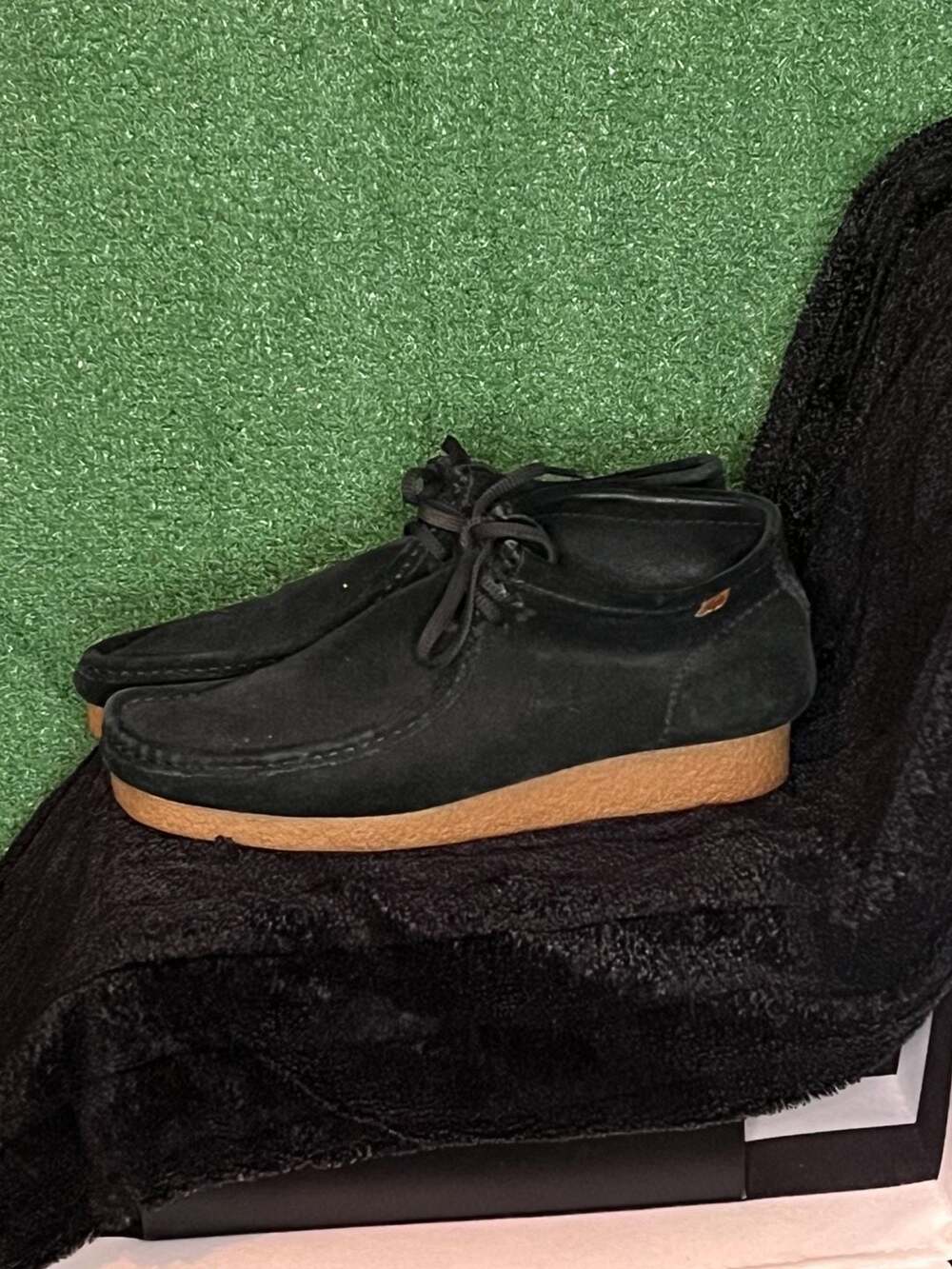 Clarks Originals Wallabee Boots Black Suede Men's Size 10.5